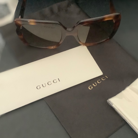 Gucci Sunglasses main image 5